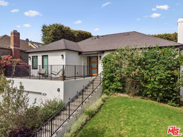 Image 3 for 1839 Preuss Rd, Los Angeles, CA 90035