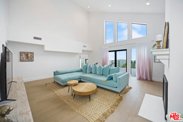4756 Latigo Canyon Road, Malibu CA: https://media.crmls.org/mediaz/e57276f4-4422-43e2-b070-b2595476e598.jpg