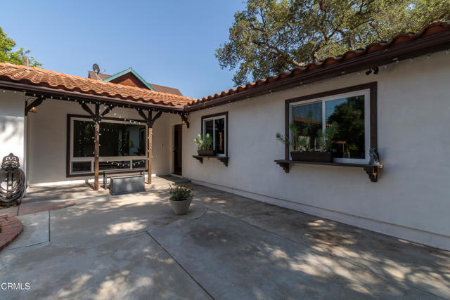 Detail Gallery Image 2 of 38 For 7944 Day St, Sunland,  CA 91040 - 3 Beds | 2 Baths
