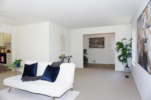 1401 Woodberry Avenue, San Mateo CA: https://media.crmls.org/mediaz/e5731d97-014a-47ce-81af-f0e858ca1801.jpg