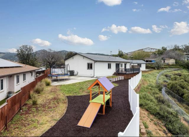 13210 Medallion Ln, Lakeside CA: https://media.crmls.org/mediaz/e573254f-1210-4983-8a7c-74b6f1161611.jpg