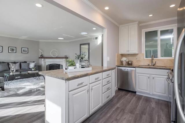 2665 Carolina Avenue, Redwood City CA: https://media.crmls.org/mediaz/e57427c2-0a9d-4c65-b539-7bff29e011db.jpg