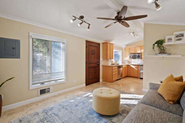 Image 48 of 61 For 12979 Foothill Lane