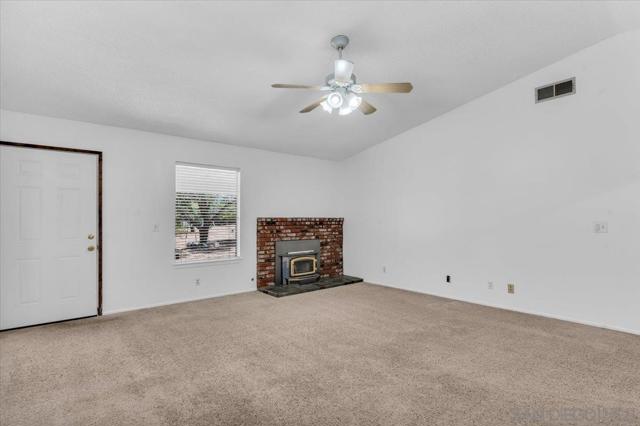 15209 Mauna Loa, Hesperia CA: https://media.crmls.org/mediaz/e575a916-1ecf-4ea7-9d7e-3f3cdf039ade.jpg