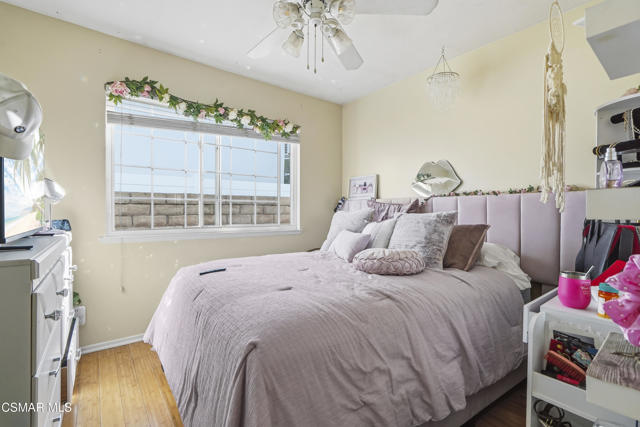 29148 Hillrise Drive, Agoura Hills CA: https://media.crmls.org/mediaz/e575ae1c-dcfc-4afb-898f-2e03d2e70192.jpg