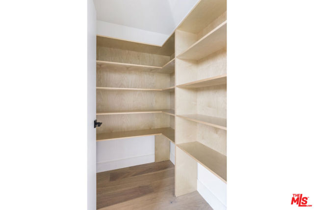 6849 N Figueroa Street, Los Angeles CA: https://media.crmls.org/mediaz/e575ef3a-51a2-40ad-9082-ba04ce601879.jpg