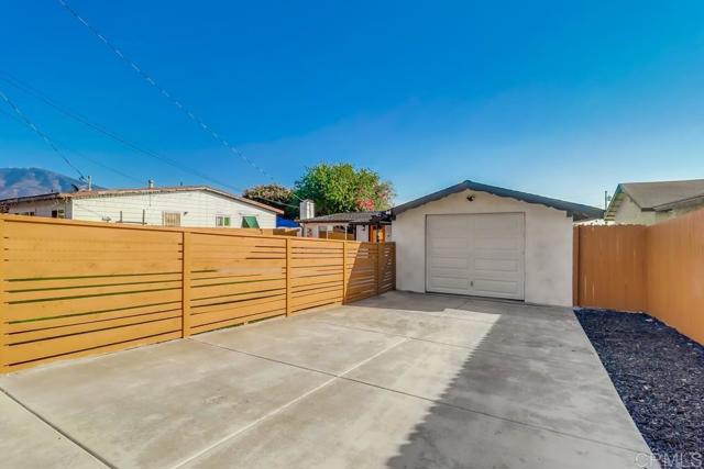 Home for Sale in Spring Valley