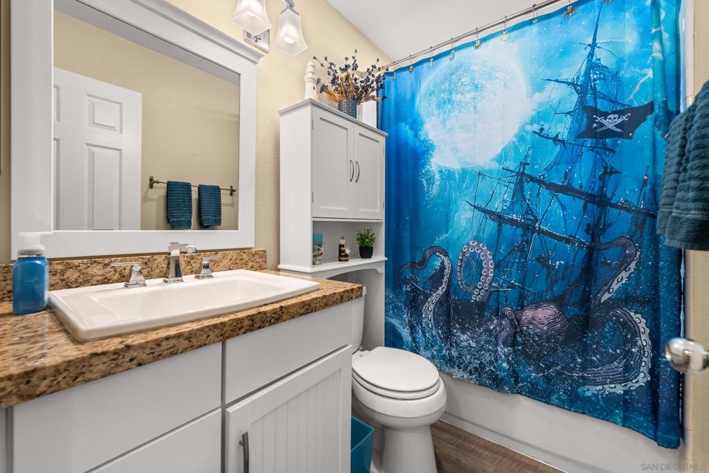 MLS #250041168SD image #9