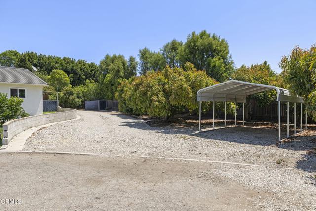 4226 Hitch Boulevard, Moorpark CA: https://media.crmls.org/mediaz/e57a7196-11e4-4849-88b7-1483201dd438.jpg