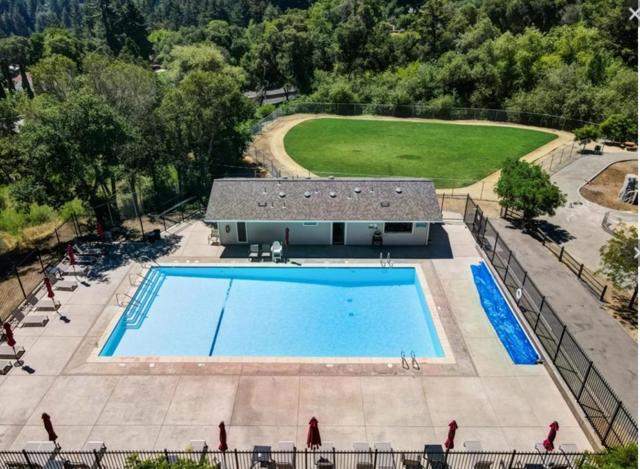 18109 La Verne Drive, Los Gatos CA: https://media.crmls.org/mediaz/e57b5c7f-34ae-4082-87e4-2469e9c392e8.jpg