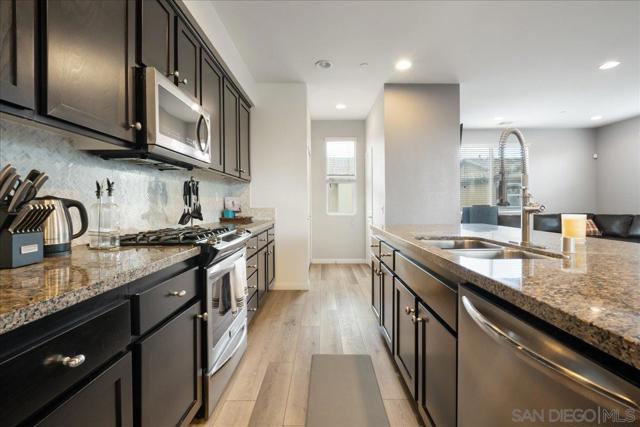 5506 San Roberto, San Diego CA: https://media.crmls.org/mediaz/e57e14bd-fa53-425d-9f5f-fca94e5b9a40.jpg