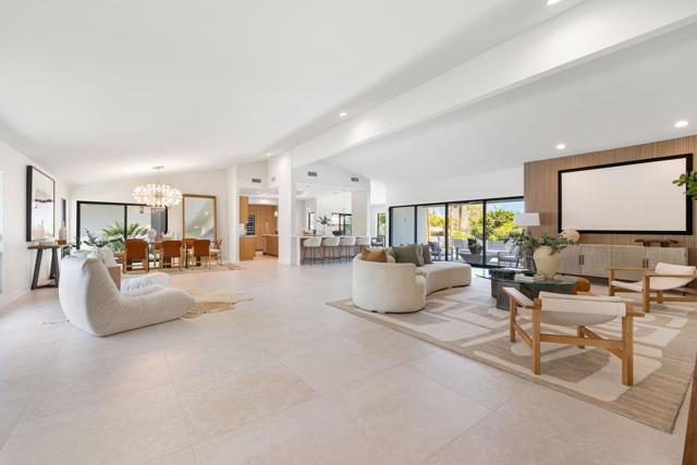 46380 Desert Lily Drive, Palm Desert CA: https://media.crmls.org/mediaz/e57eee96-473b-47fb-9b65-ff509bf99001.jpg
