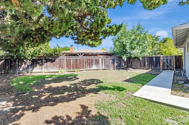 3473 Bonita Avenue, Santa Clara CA: https://media.crmls.org/mediaz/e5802b80-3bfe-4191-9050-10c1894e1281.jpg