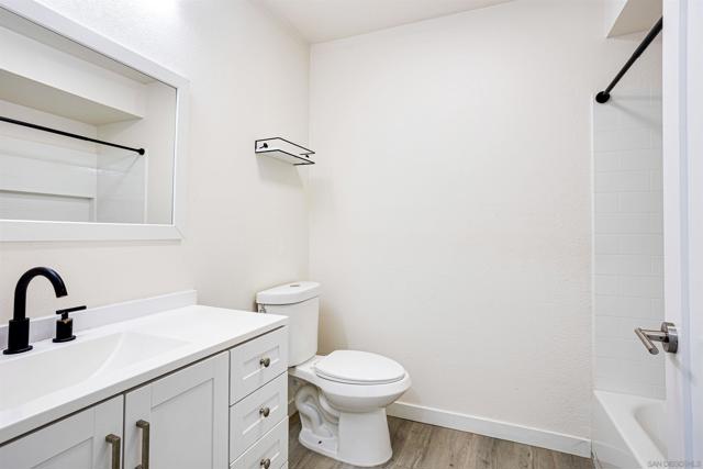 752 Monserate Ave, Chula Vista CA: https://media.crmls.org/mediaz/e581841b-f9e0-4695-b020-5243891db5cc.jpg