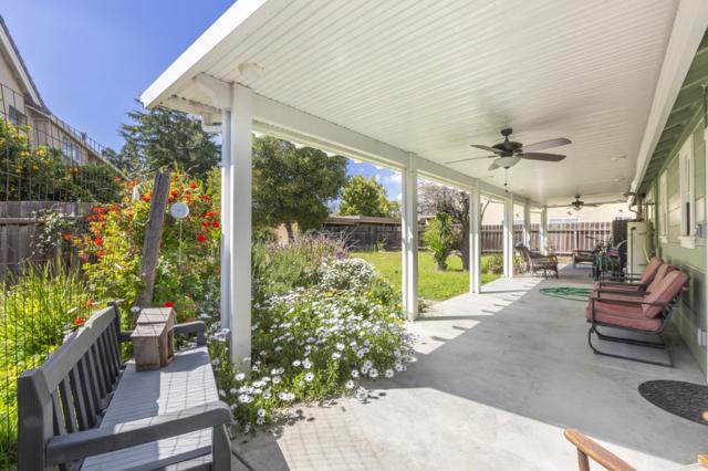 20575 Forest Avenue, Castro Valley CA: https://media.crmls.org/mediaz/e58353e4-0a08-4449-a865-cb2b5ab368dd.jpg