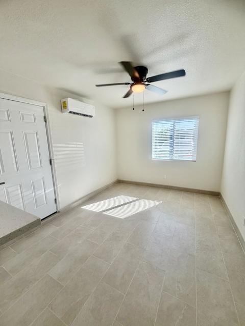 Image 5 of 8 For 52443 Tripoli Way B