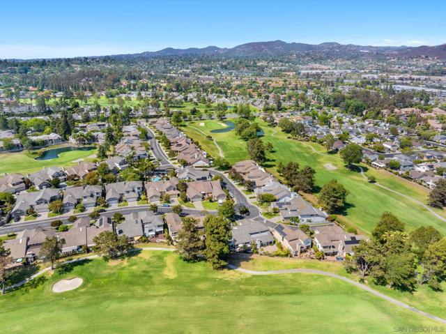 1894 Spyglass Cir, Vista CA: https://media.crmls.org/mediaz/e584240d-da0f-44ca-8256-9771f27e3e7a.jpg