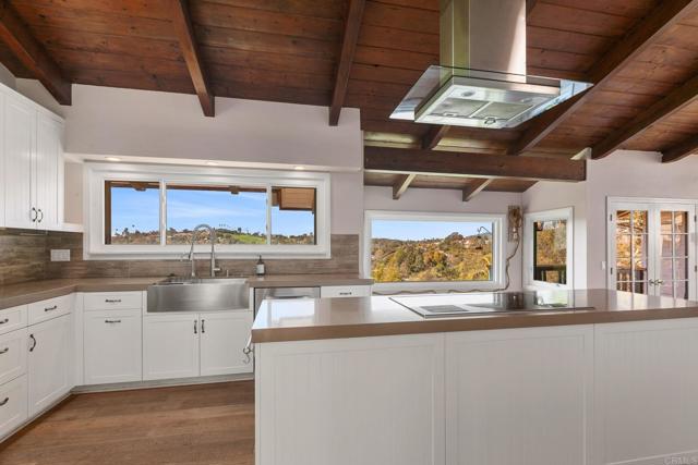1628 Lone Oak Rd, Vista CA: https://media.crmls.org/mediaz/e5844bb6-e4ec-4d05-9447-9df9271d5c8d.jpg