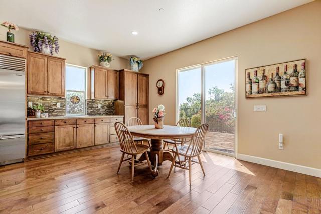 1930 Saffron Court, Gilroy CA: https://media.crmls.org/mediaz/e58578d8-2c04-43b3-9e62-49c005de3275.jpg