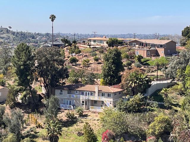 4275 Crestview, La Mesa CA: https://media.crmls.org/mediaz/e5867c67-570b-4d9c-b865-fb43e0a69c41.jpg