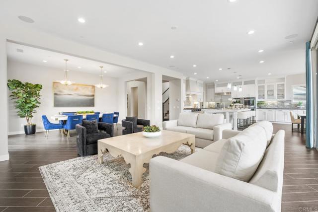 Detail Gallery Image 1 of 32 For 15937 Kennicott Ln, San Diego,  CA 92127 - 4 Beds | 4/1 Baths