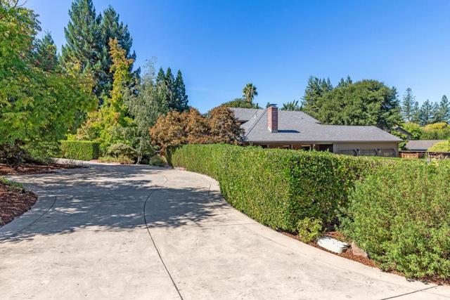 Image 37 of 65 For 14725 Live Oak Lane