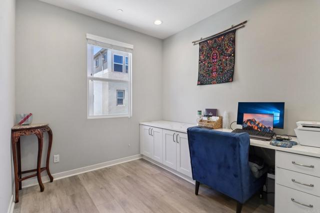 Detail Gallery Image 30 of 55 For 2035 Element Way, Chula Vista,  CA 91915 - 3 Beds | 3/1 Baths