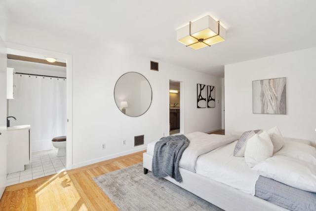 518 Price Street, Daly City CA: https://media.crmls.org/mediaz/e5874182-43e0-4728-b501-098d9fa6bdcb.jpg