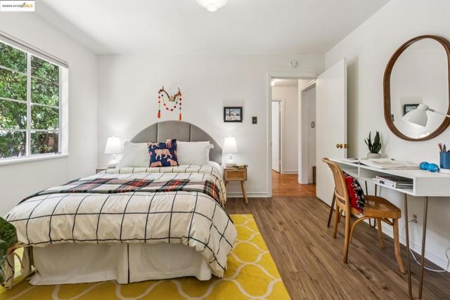 22574 6Th St, Hayward CA: https://media.crmls.org/mediaz/e58a265f-ffd6-4530-8453-1e2baeaf9058.jpg