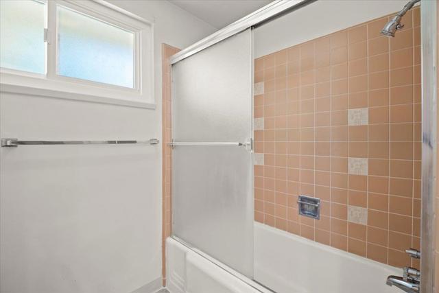 1526 Bedford Avenue, Sunnyvale CA: https://media.crmls.org/mediaz/e58a8cf0-45e6-41a1-8c62-1a0d199bc1de.jpg