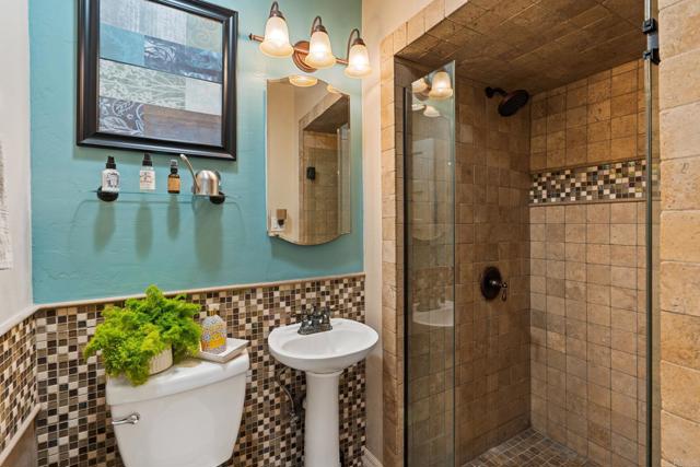 Detail Gallery Image 15 of 43 For 4222 Swift Ave, San Diego,  CA 92104 - 5 Beds | 4 Baths