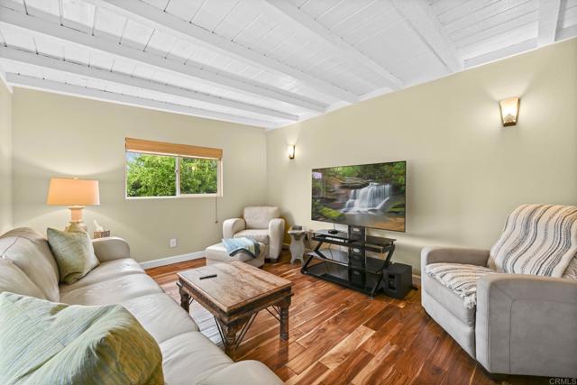 Detail Gallery Image 18 of 52 For 3625 Laketree Dr, Fallbrook,  CA 92028 - 3 Beds | 2 Baths