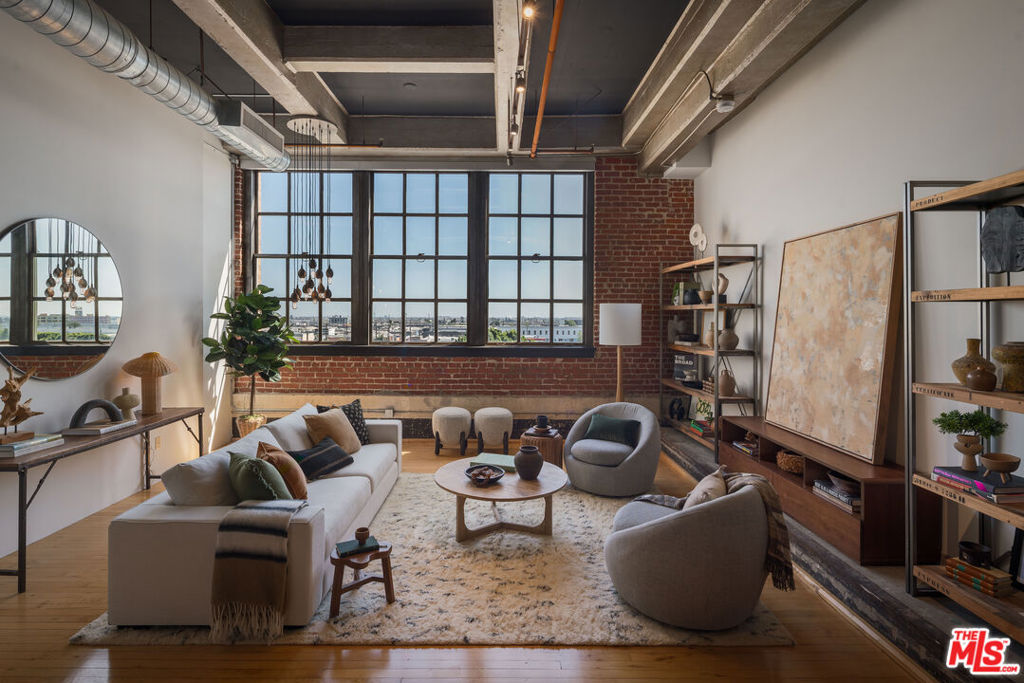 1850 Industrial Street #510