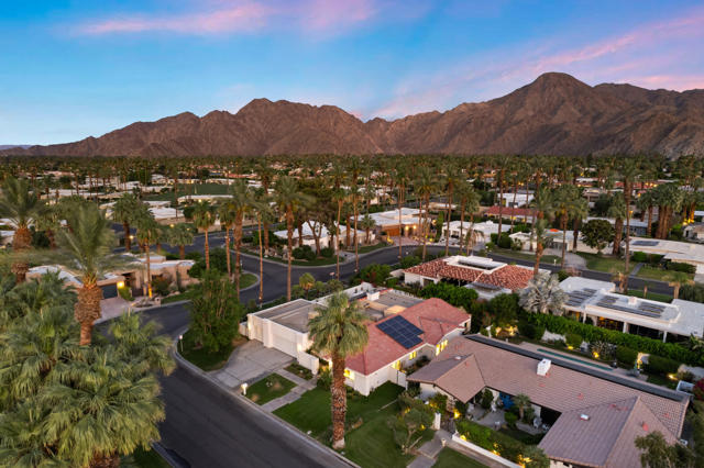 75465 Montecito Drive, Indian Wells CA: https://media.crmls.org/mediaz/e58b93f9-ed33-4f4c-9e8f-e657d172ea1e.jpg