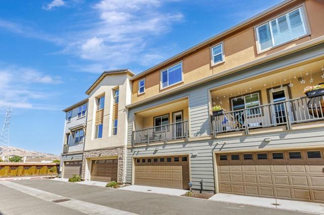 1290 Milkweed Street, Milpitas CA: https://media.crmls.org/mediaz/e58c7bf3-ea2a-495c-a7ed-99af491f35ce.jpg