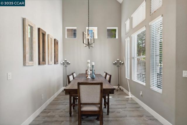 96 Heritage Way, Brentwood CA: https://media.crmls.org/mediaz/e58d1baa-9062-4add-a33b-68ffc1150107.jpg
