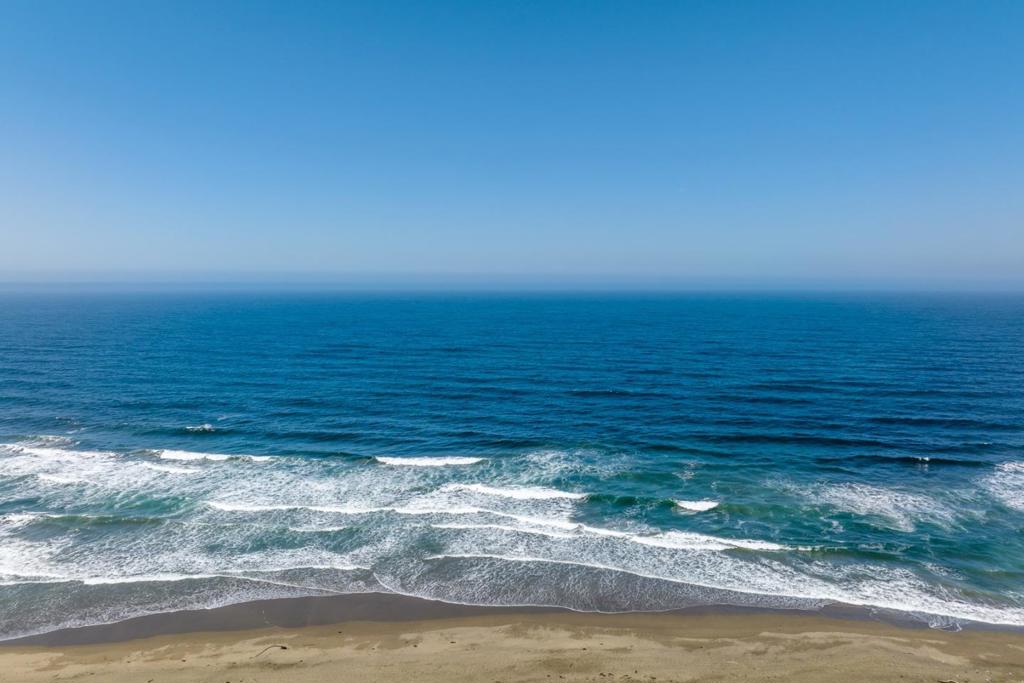 https://media.crmls.org/mediaz/e58d99dd-d103-4f3c-9e02-402c2e0bbeef.jpg?preset=X-Large
