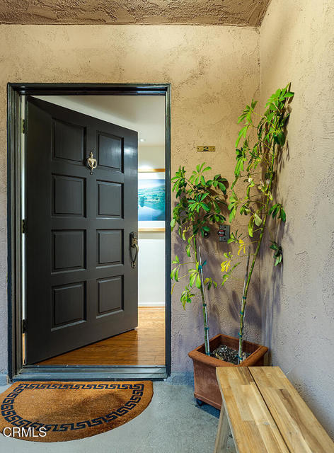 1200 S Orange Grove Boulevard, Pasadena CA: https://media.crmls.org/mediaz/e58ea3b3-adde-455b-81f8-6a54708d0cba.jpg