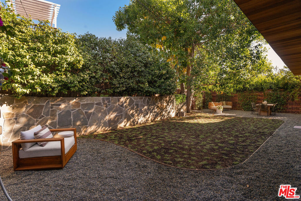 MLS #25590941 image #13