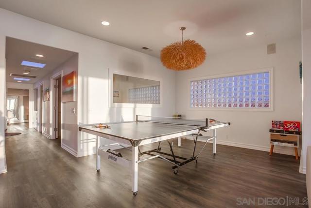 510 Neptune, Encinitas CA: https://media.crmls.org/mediaz/e59000df-b06e-455e-b200-4c56673816d2.jpg