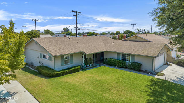 624 Montgomery Avenue, Ventura CA: https://media.crmls.org/mediaz/e5900ffe-4d48-4814-b21f-b8b50f29d775.jpg