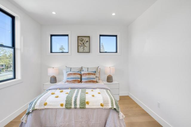 1270 W Hacienda Avenue, Campbell CA: https://media.crmls.org/mediaz/e5931fad-20b8-4ede-8b89-0fdeb8cadaf8.jpg