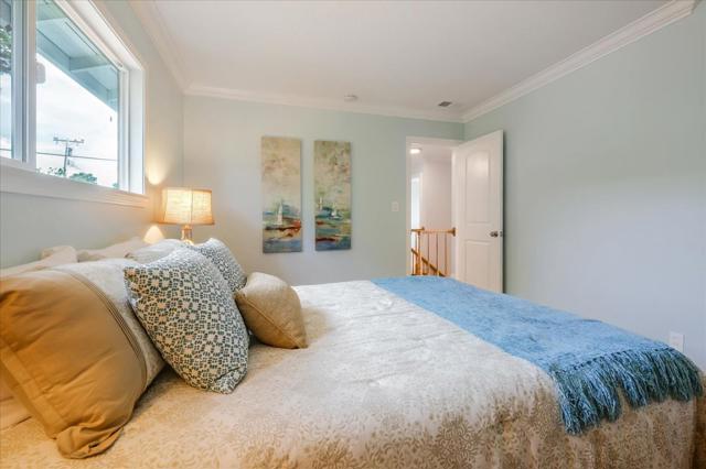 621 Monterey Avenue, Capitola CA: https://media.crmls.org/mediaz/e59334b0-0f3f-40e1-977a-289f0f38e439.jpg