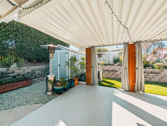 16482 Roca Dr, San Diego CA: https://media.crmls.org/mediaz/e594106c-829f-4b80-ba40-28f9d699c7d0.jpg