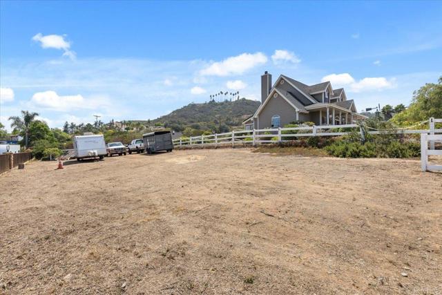 Detail Gallery Image 40 of 60 For 598 Caminito a Casa, San Marcos,  CA 92078 - 4 Beds | 3/1 Baths