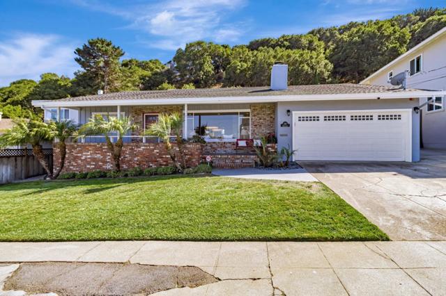 241 42nd Avenue, San Mateo CA: https://media.crmls.org/mediaz/e594cae7-8096-4943-ad1d-0c3d5c903bd6.jpg