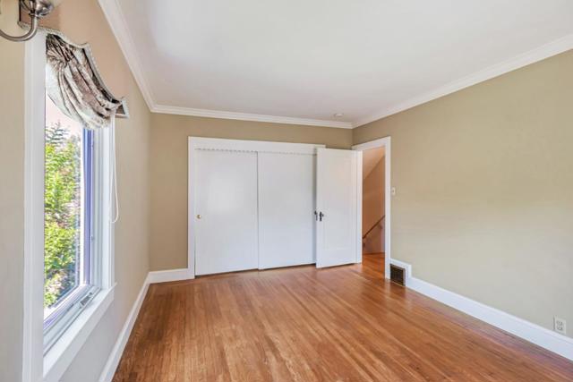 1690 Castilleja Avenue, Palo Alto CA: https://media.crmls.org/mediaz/e5952fab-40ce-4422-9a92-304f6afe28e2.jpg