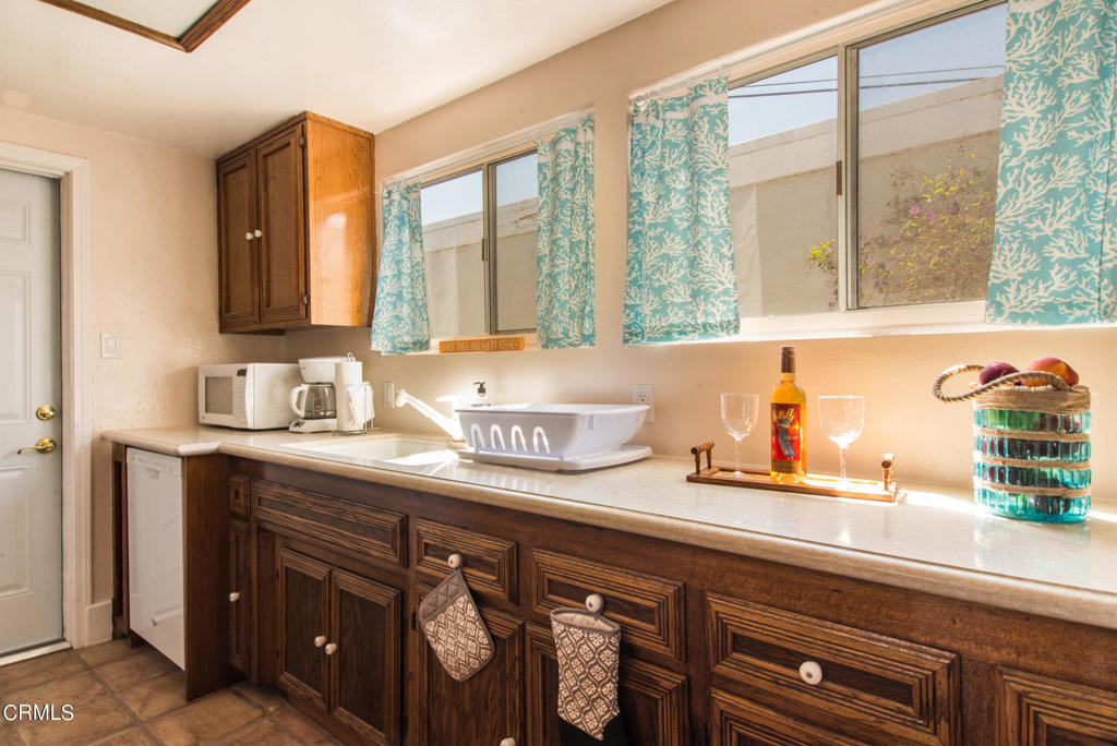 MLS #V1-28437 image #4