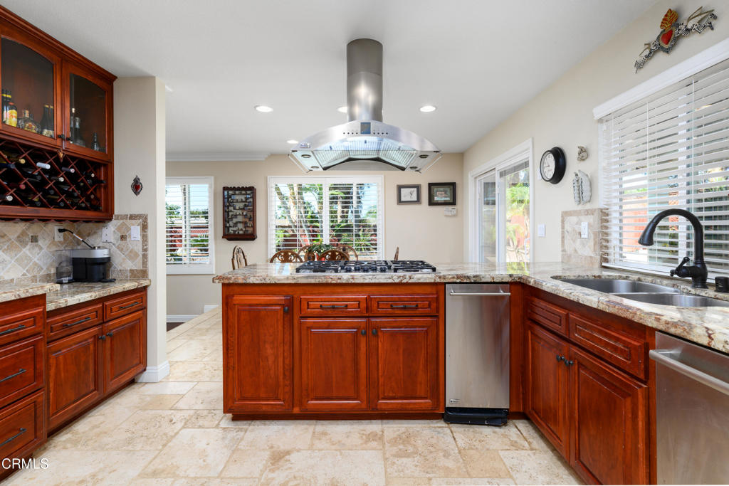 MLS #V1-32958 image #10