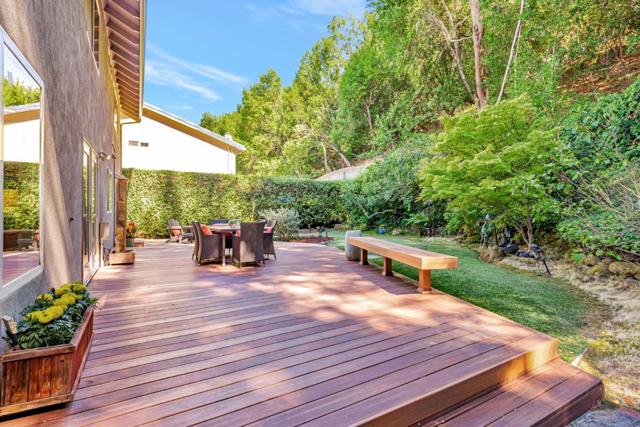 1521 Cherrywood Drive, San Mateo CA: https://media.crmls.org/mediaz/e595f43b-a260-4ac9-bf68-b92404c4824b.jpg